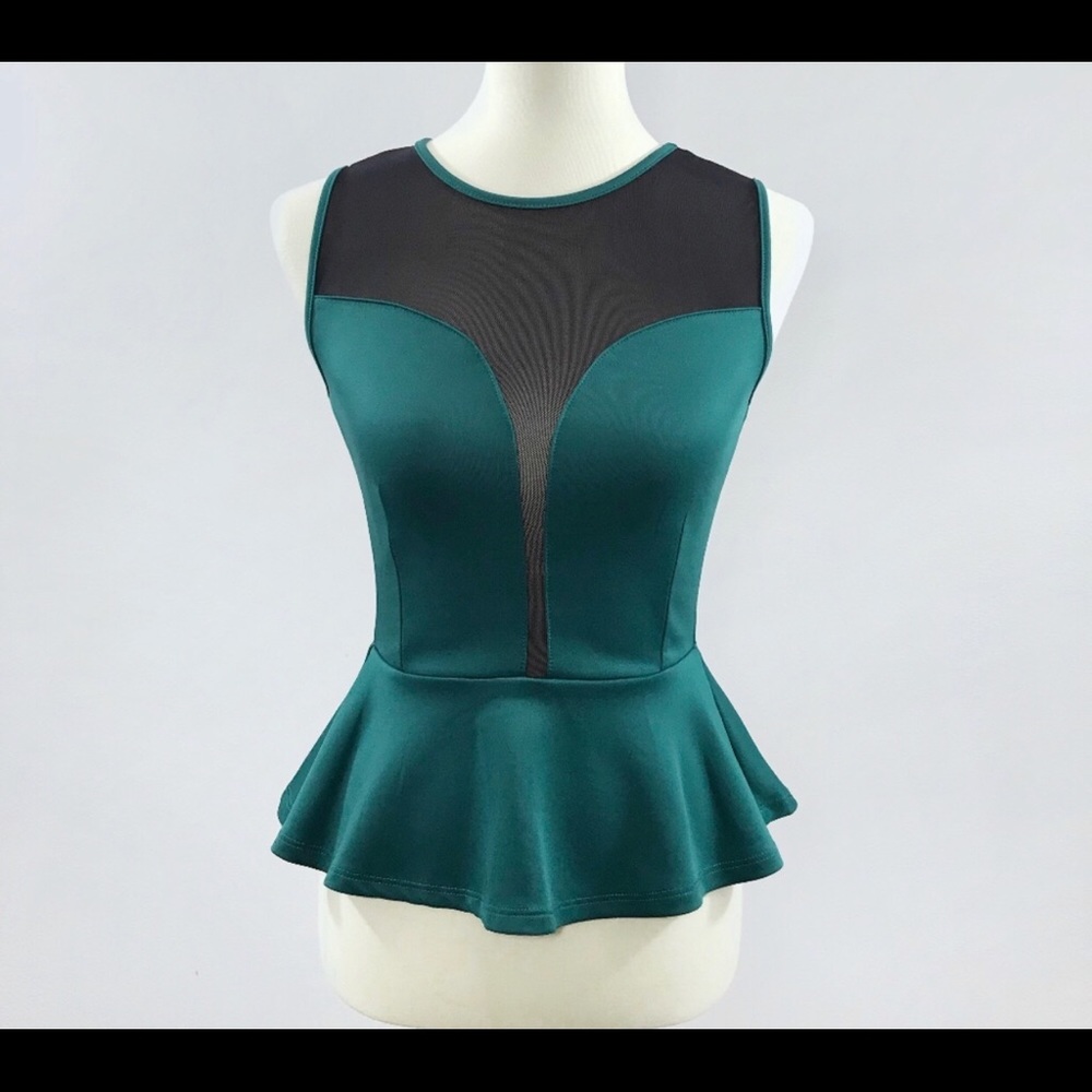 SOLD black detailing sleeveless flare bottom top